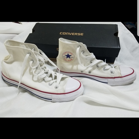 Lates design pumps shoes beautifull colour design look like so Lates design pumps shoes beautifull colour design look like so